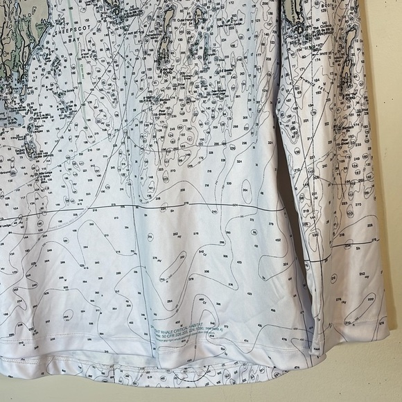 NWT. Janson’s Small Map Print Long Sleeve Tee. - Picture 6 of 9